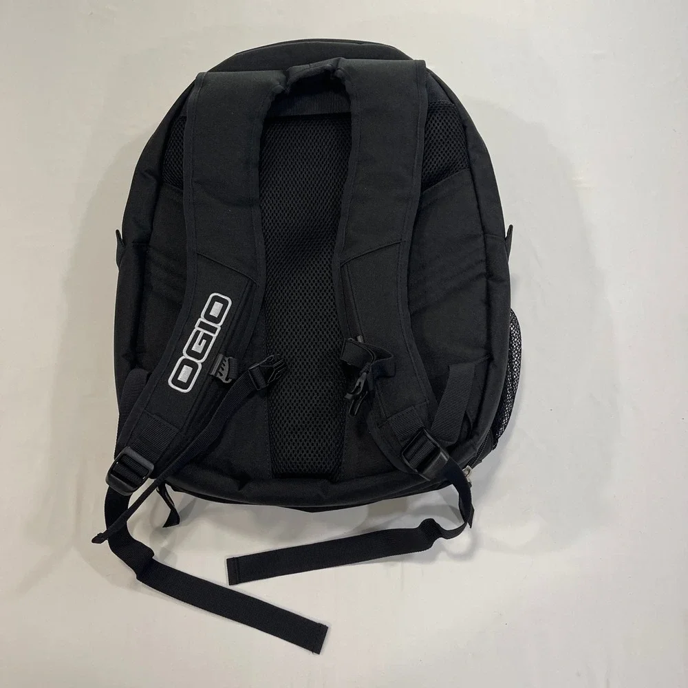 OGIO this laptop